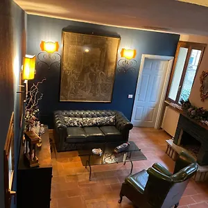 Borgogna 14 Guest house