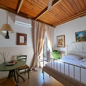i-vespri.taorminaitalyhotels.com/