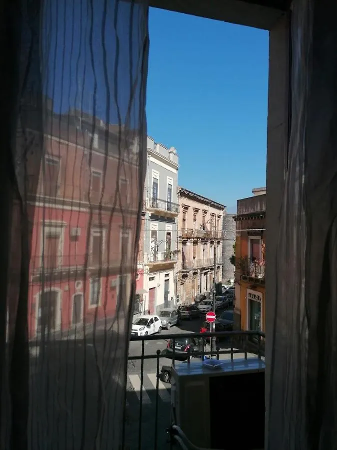 Bed & Breakfast A Due Passi Bnb Catania